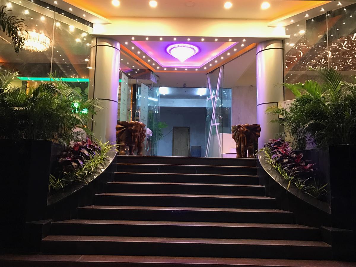 Hyders Park The Business Hotel Thanjavur Dış mekan fotoğraf