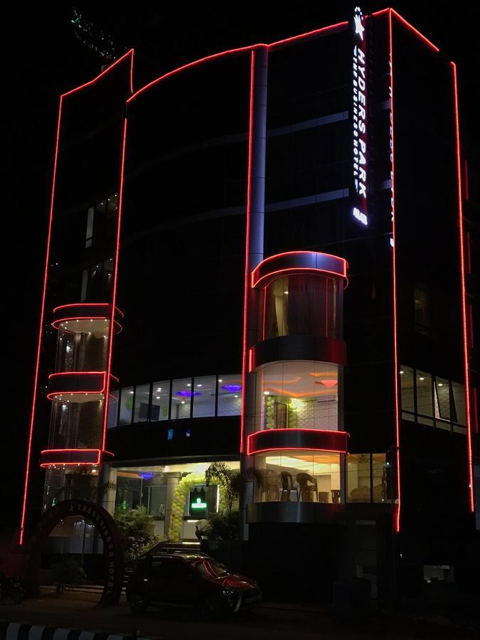 Hyders Park The Business Hotel Thanjavur Dış mekan fotoğraf
