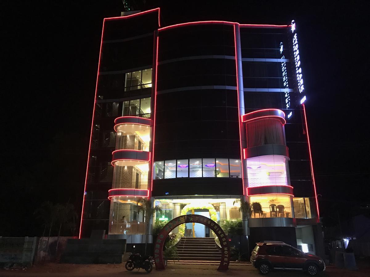 Hyders Park The Business Hotel Thanjavur Dış mekan fotoğraf