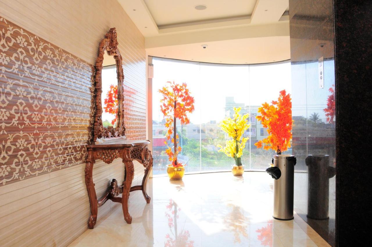 Hyders Park The Business Hotel Thanjavur Dış mekan fotoğraf
