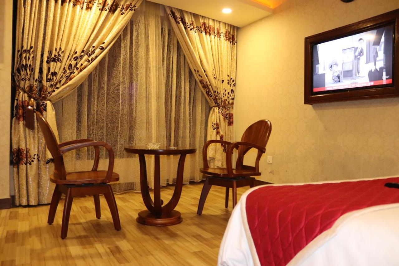 Hyders Park The Business Hotel Thanjavur Dış mekan fotoğraf