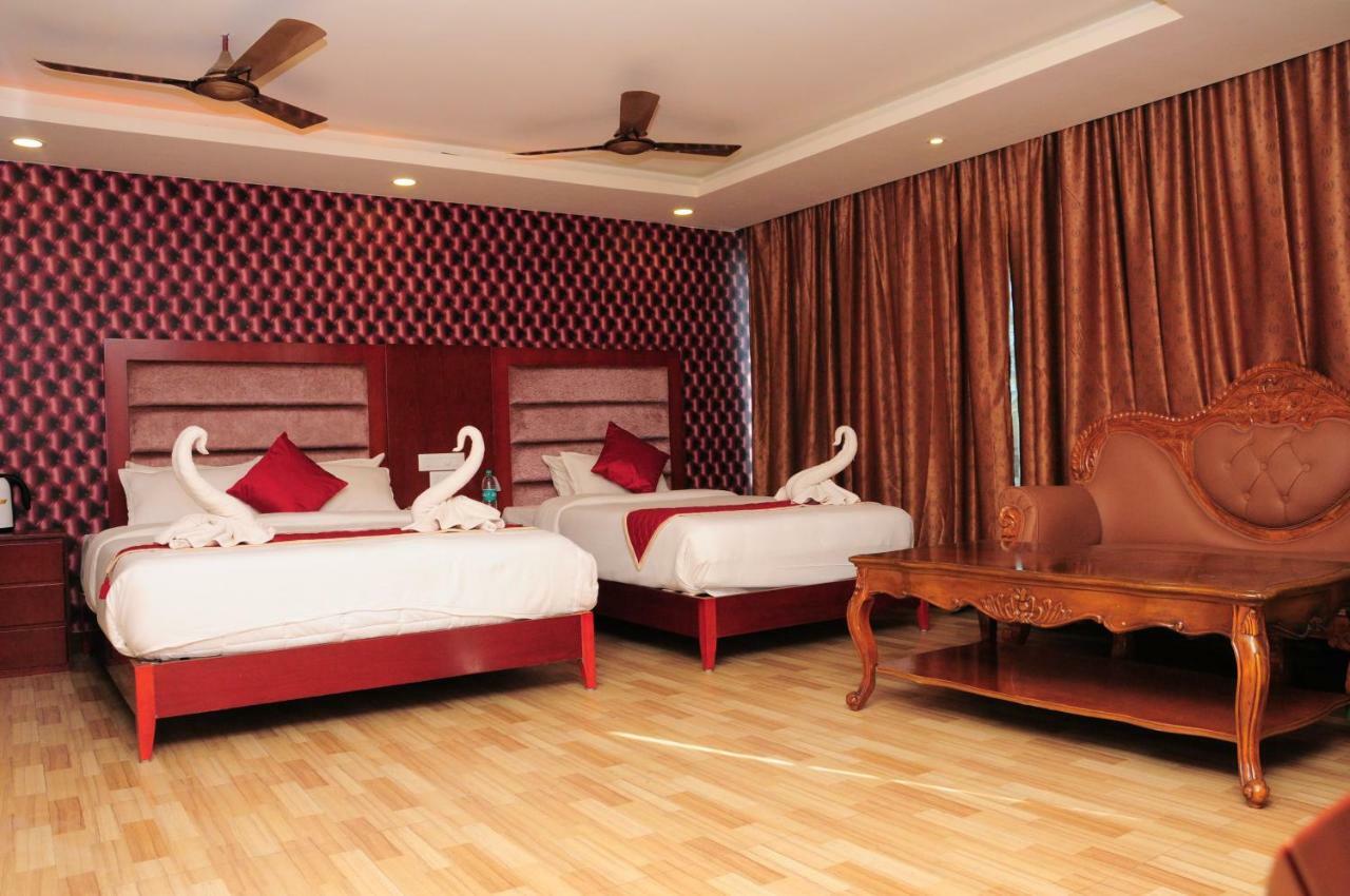 Hyders Park The Business Hotel Thanjavur Dış mekan fotoğraf